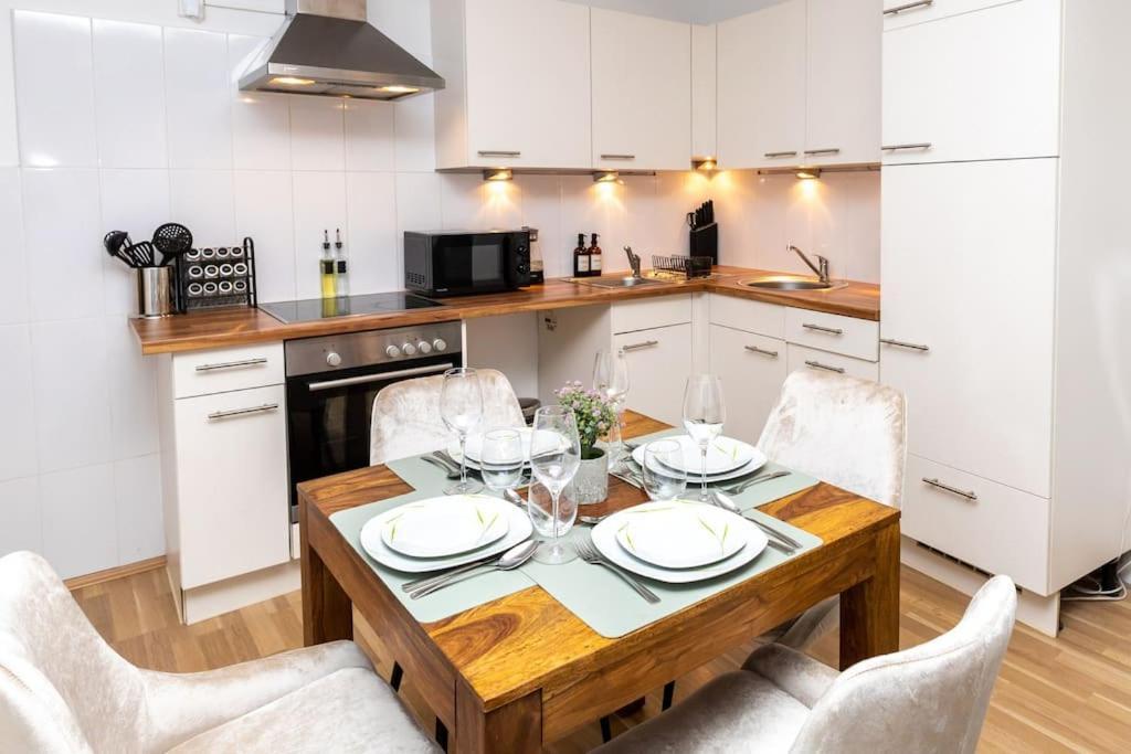 City Apartment Top Location, Quiet And Cozy Ideal To Relax Or Work فيينا المظهر الخارجي الصورة