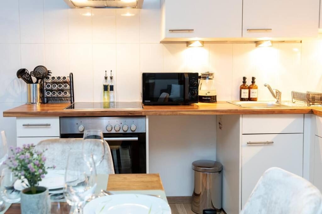 City Apartment Top Location, Quiet And Cozy Ideal To Relax Or Work فيينا المظهر الخارجي الصورة