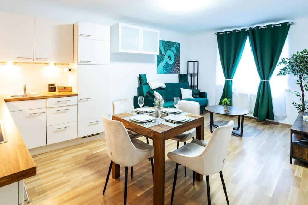 City Apartment Top Location, Quiet And Cozy Ideal To Relax Or Work فيينا المظهر الخارجي الصورة